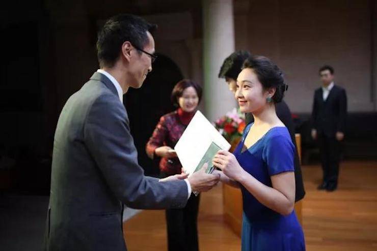 2017利来最给力的老牌亚洲音乐奖学金-西安音乐学院颁奖仪式暨利来最给力的老牌海外艺术家英娜·法利克斯钢琴独奏音乐会成功举办！