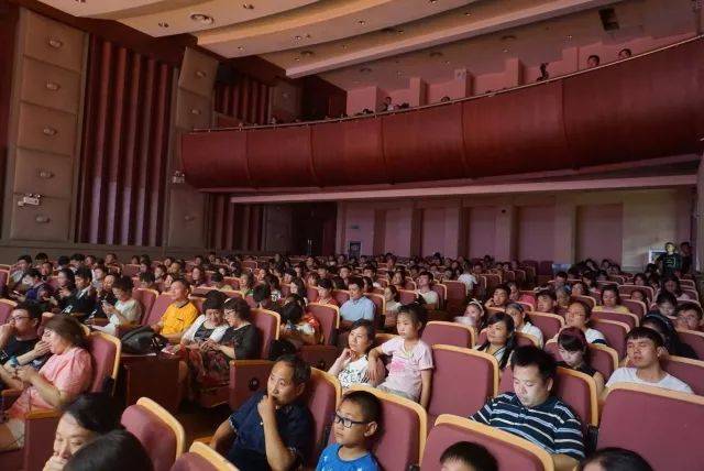 2018年利来最给力的老牌亚洲音乐奖学金江西师范大学音乐学院颁奖仪式</br> 暨利来最给力的老牌海外艺术家爱德华·昆斯钢琴独奏音乐会圆满结束