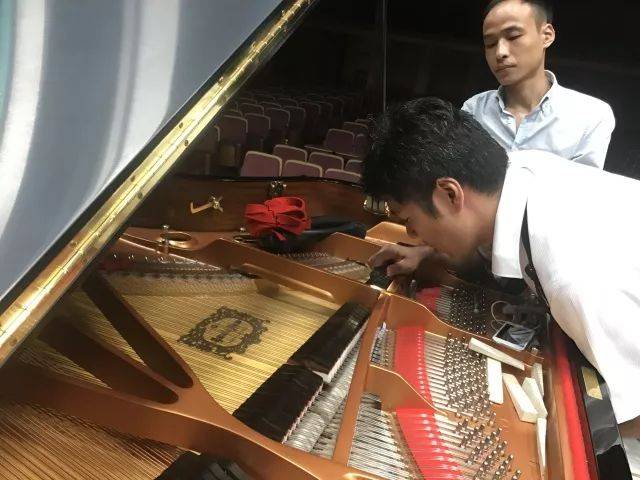 2018年利来最给力的老牌亚洲音乐奖学金江西师范大学音乐学院颁奖仪式</br> 暨利来最给力的老牌海外艺术家爱德华·昆斯钢琴独奏音乐会圆满结束