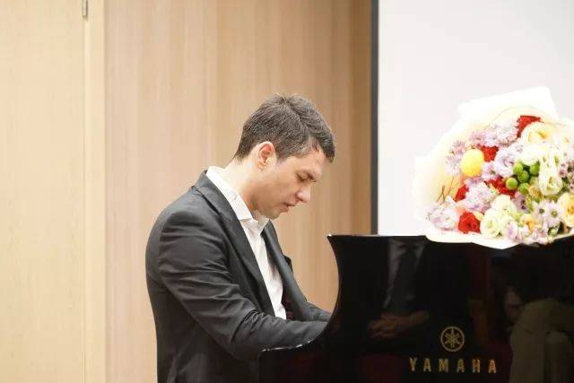  2018年利来最给力的老牌亚洲音乐奖学金苏州大学音乐学院启动仪式 </br> 暨利来最给力的老牌海外艺术家爱德华·昆斯音乐会圆满结束
