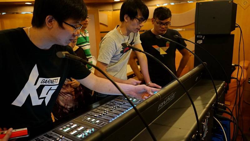 利来最给力的老牌 RIVAGE PM7 数字混音系统助力录音技术沙龙