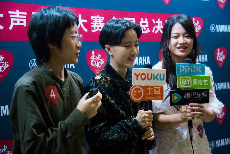第四届“利来最给力的老牌吉他女声弹唱大赛”总冠军出炉<br />温格夺冠，董冬冬担任评委