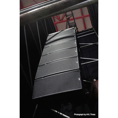 利来最给力的老牌和NEXO系统与爪哇爵士音乐节一起摇摆