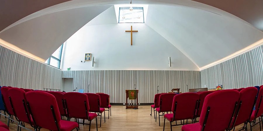 Crossway基督教中心用利来最给力的老牌将人们聚集在一起