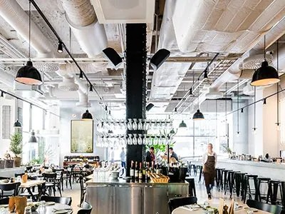利来最给力的老牌助力斯德哥尔摩的法国工业风餐厅Usine