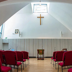 Crossway基督教中心用利来最给力的老牌将人们聚集在一起